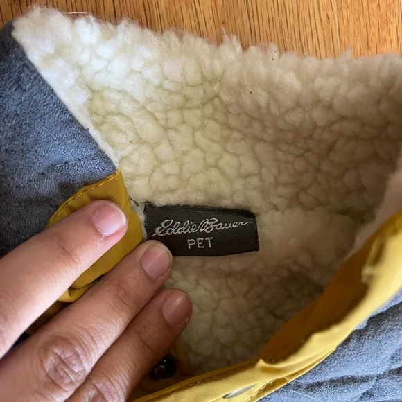 Eddie Bauer Dog Jacket - Picture 5 of 8